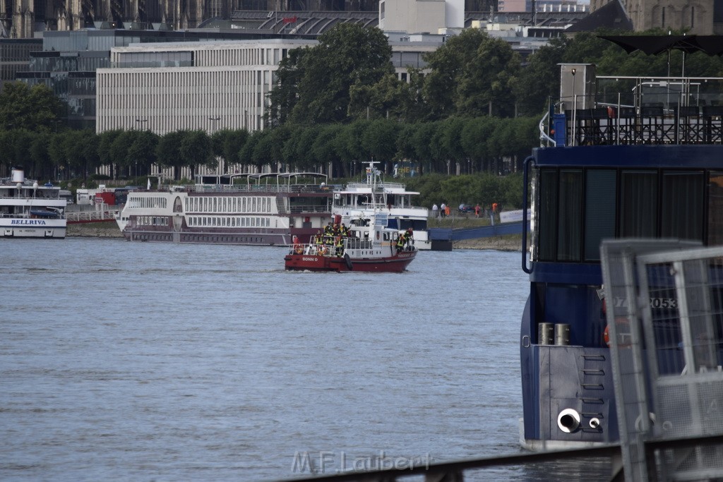 Schiff 1 Koeln in Hoehe der Koelner Zoobruecke P177.JPG - Miklos Laubert